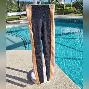 Beach Riot exercise leggings in G